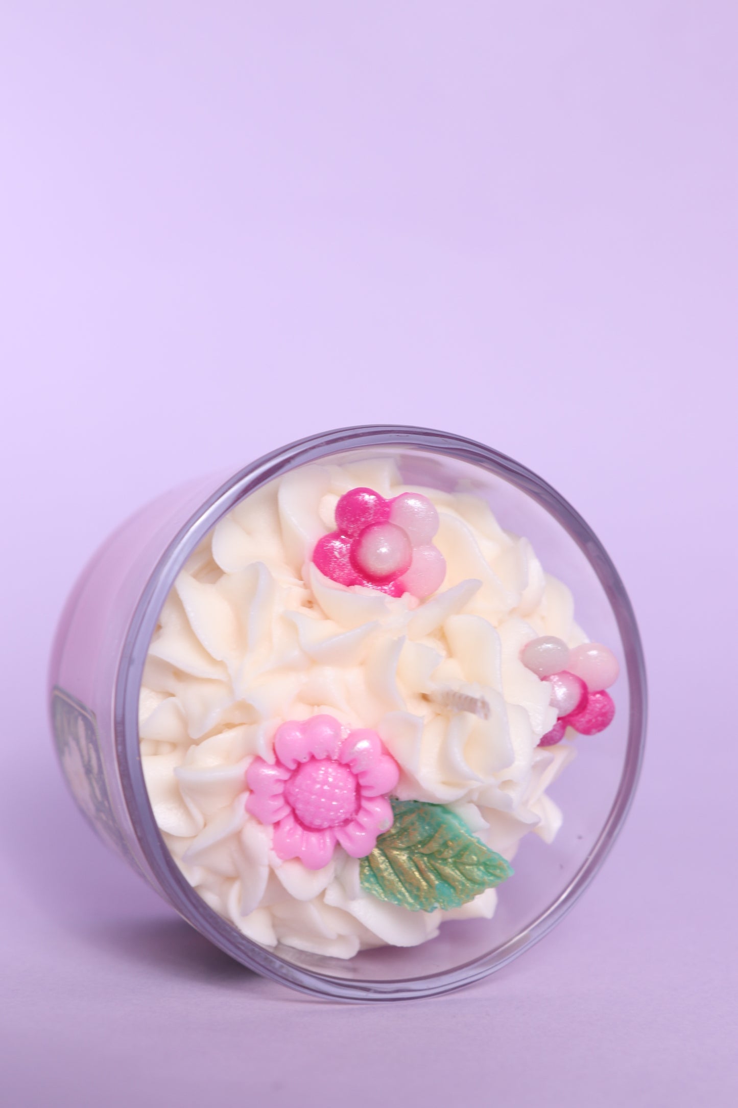 Gardenia scented soy candle